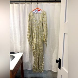 Stunning floor length gold party/wedding guest dress!!